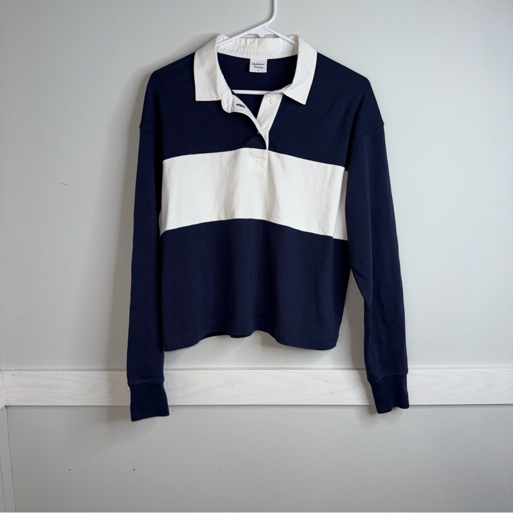 Outdoor Voices Navy and White Crew Neck Sweater